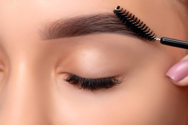 Eyelash Model 7